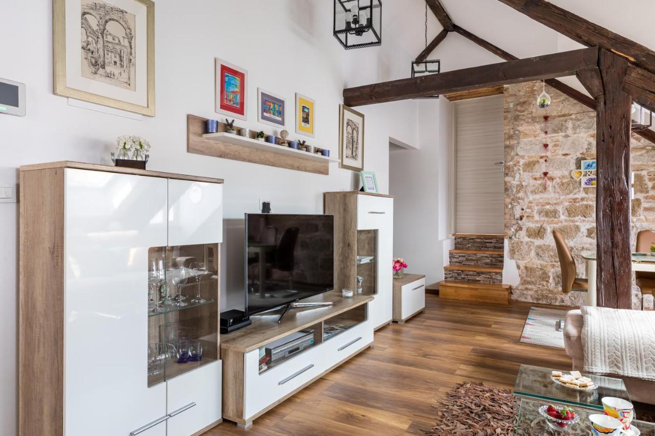 Petrova Attic Appartement