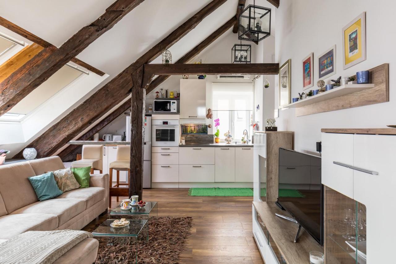 Petrova Attic